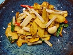 -半山腰·云南菜(侨福芳草地店)