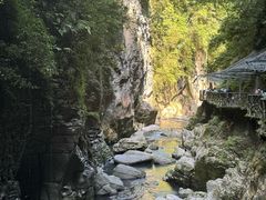 -蝶舞清江·恩施地心谷景区