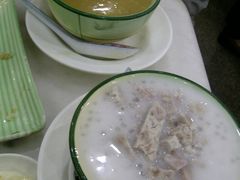 10-04-16_18-17-芬芳甜品(同福路店)