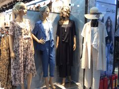 -广州白马服装市场