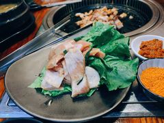 松板肉-意成料理