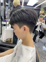 -藤野造型专业烫染接发