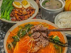 -粉八·云南米线·建水烧烤(常熟路店)