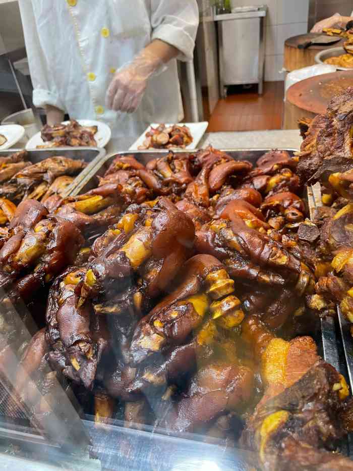 温江的万春真的是到处可见以前一直吃的是另外一家因为每一家打的招牌