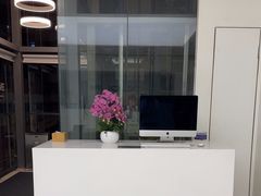 -卡罗酒店(东门晒布地铁站店)