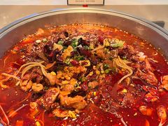 -涨巢·潮玩水疗局