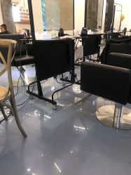 -Hair Co.一间沙龙