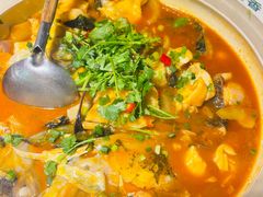 -魏铭鱼头捞饭(晋阳路店)