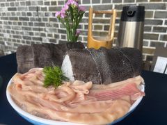 毛肚鹅肠拼-龙门九号·百年洋楼 江景火锅