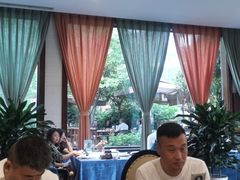 靠窗位-晶泽丽琅·鱼鲜川菜(川师店)
