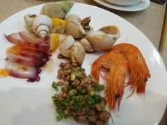 -亮马河饭店翠雅咖啡厅