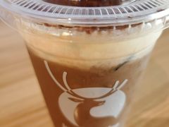 -瑞幸咖啡(纽宾凯酒店新华路店)