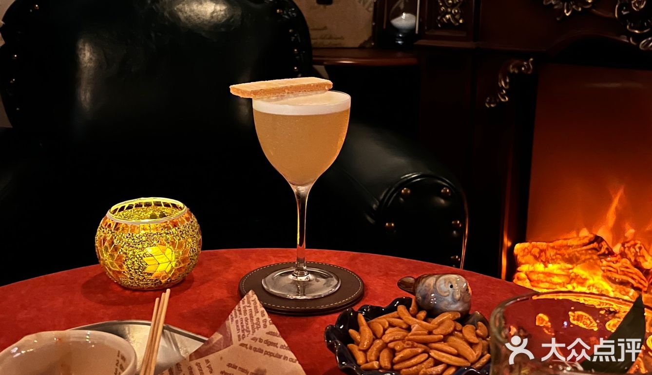 说说广州很适合一个人去玩的bar…