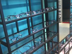 -Trend1881视光·蔡司视觉(领展广场店)
