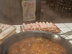 -旧街市鲜货老火锅(大光路店)