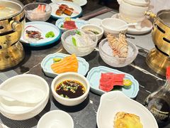 -半岛翡丽海鲜自助餐厅(观风亭店)