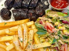 -mordew加州日记西餐&小酒馆(新天地店)