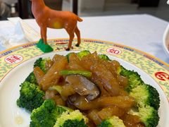 葱烧鹿蹄筋-鹿鸣春饭店(总店)