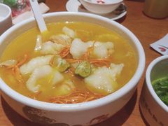 -渝是乎酸菜鱼(龙旗购物中心店)