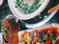 -乐山食古香跷脚牛肉