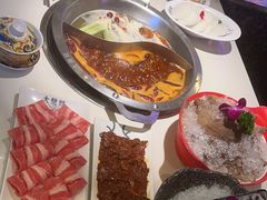 -大龙燚火锅(天安云谷店)