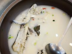 -浔味·山屿湖·正宗淳牌全鱼宴老字号