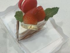 -卷心卷意·轻甜蛋糕(新光天地店)