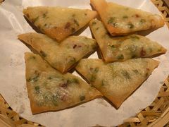 土家豇豆饼-吃饭皇帝大土家民族菜(正大广场店)