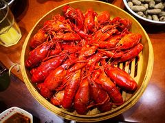 -琥珀老六龙虾(四里河店)