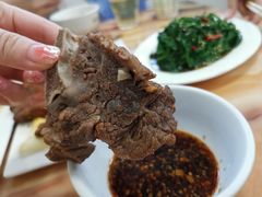 -苏莱特色牛骨滩羊手抓馆(长城东街总店)