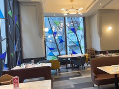 -港丽餐厅(高德置地店)