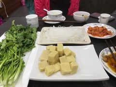 -朴小妹人参鸡汤火锅(长白山万达店)