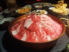 雪花上脑肥牛-九鼎轩脆毛肚火锅(南京东路店)