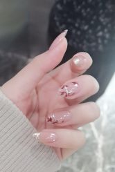 -UGIRL有个美甲