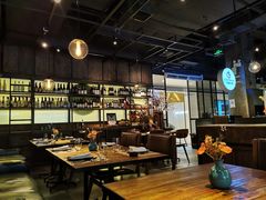 -Carbon莫卡哆·意大利复古集市餐厅(杭州大厦店)