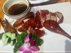 脆皮小刀鸭-老滇山寨•云南特色菜•地方菜•民族风情歌舞表演(金碧店)