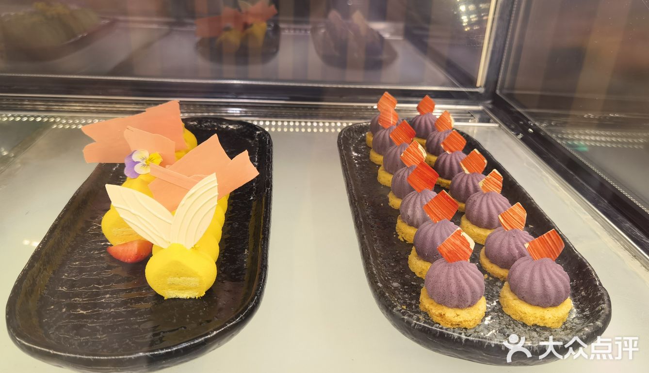 这夜只想喝酒，不想说话