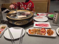 -山焱·炭火自助烤肉(周浦万达店)