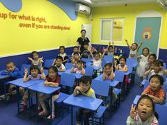 -LILY英语思维馆(玉泉路店)