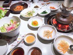 餐前小菜-本家韩国烤肉(青岛万象城店)