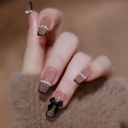 -悦指间美甲美睫