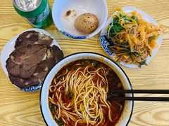 -德元兰州纯汤牛肉面