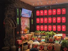 -吃饭皇帝大土家民族菜(正大广场店)