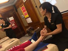 -俏夫人(德吉路店)