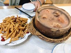 -江城燕子大排档(江汉路步行街店)