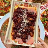 成都天府二街！年轻人原来都在这里聚餐！！