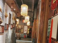 -宽田火锅(几江荣华店)