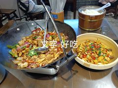 -富正毅三下锅·湘西韵味(天门山索道店)