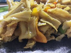 -天天向上素食餐厅(五台山店)