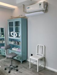 -一个差评成就的纹眉店
